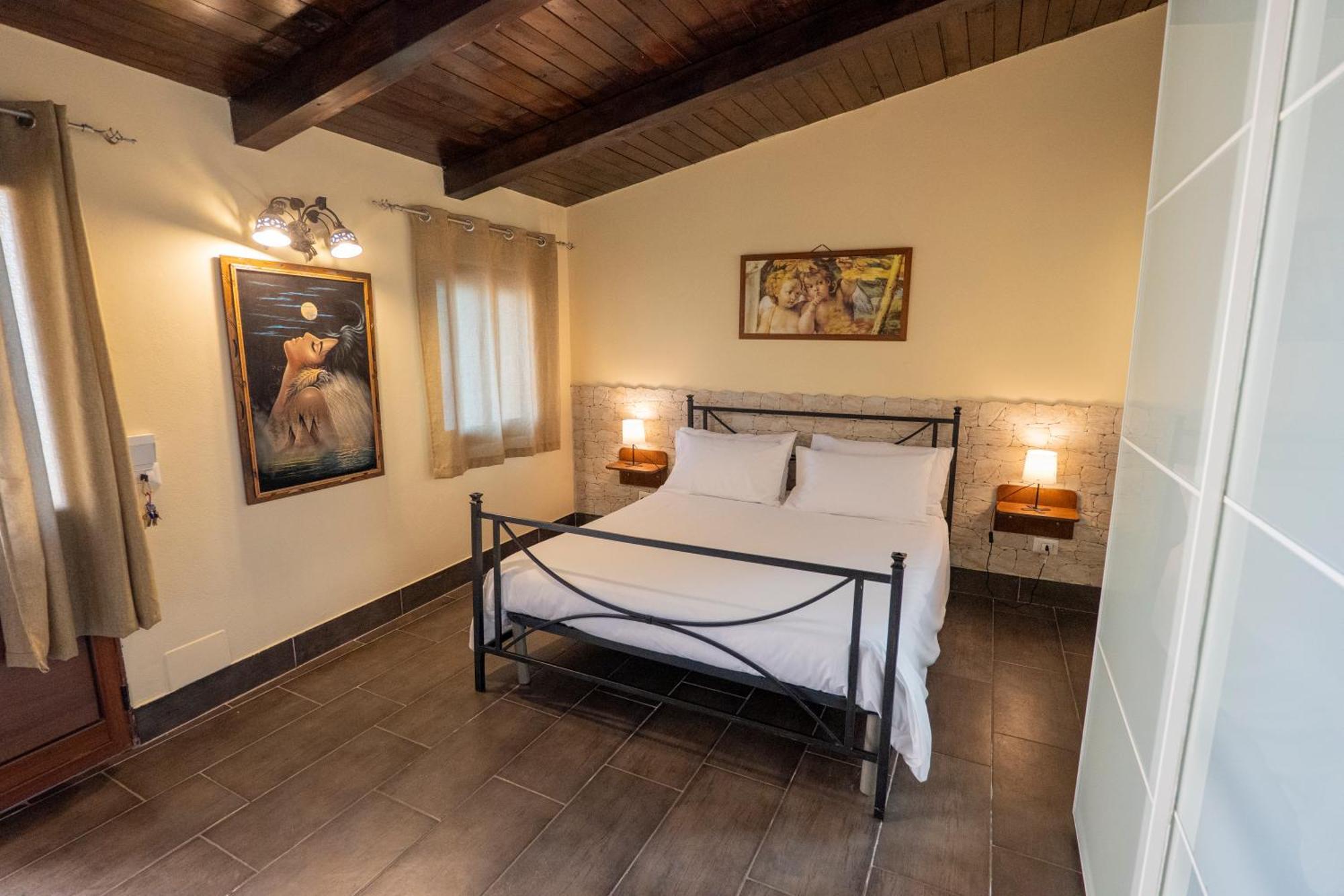 Villa Seta จีอาร์ดีนี นักซอส ภายนอก รูปภาพ